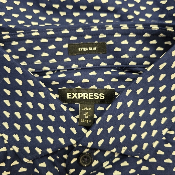 EXPRESS Extra Slim White Cloud Print Button Up [49] - Picture 4 of 5